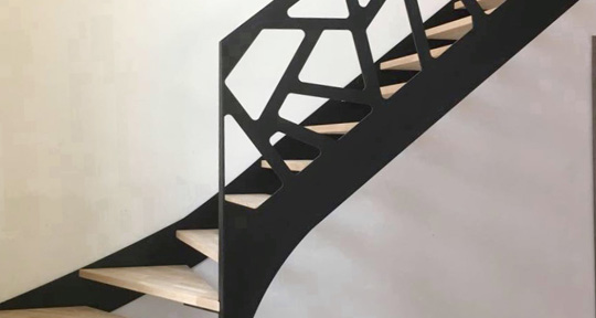 réalisation escalier métal - La Louvière